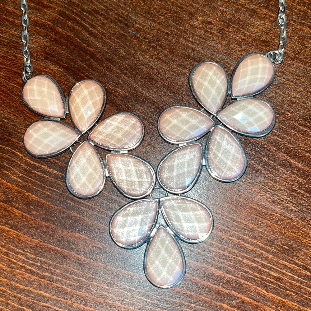 Beautiful Grape Cluster Peach Necklace Unknown Designer EUC